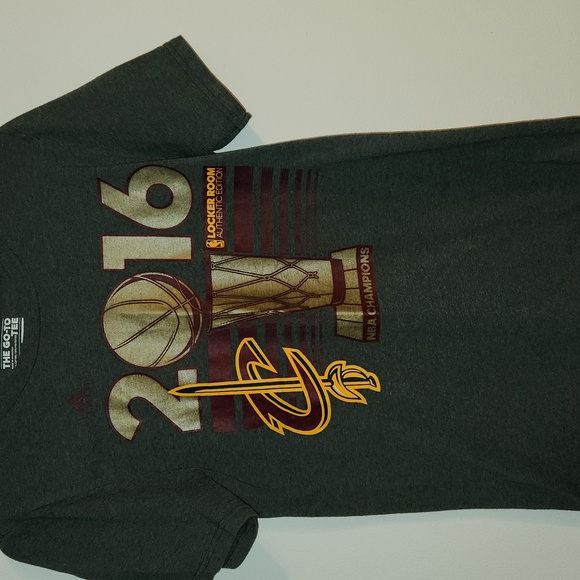 Adidas 2016 Cleveland Cavaliers NBA Champion‎ Locker Room Shirt - Picture 1 of 5